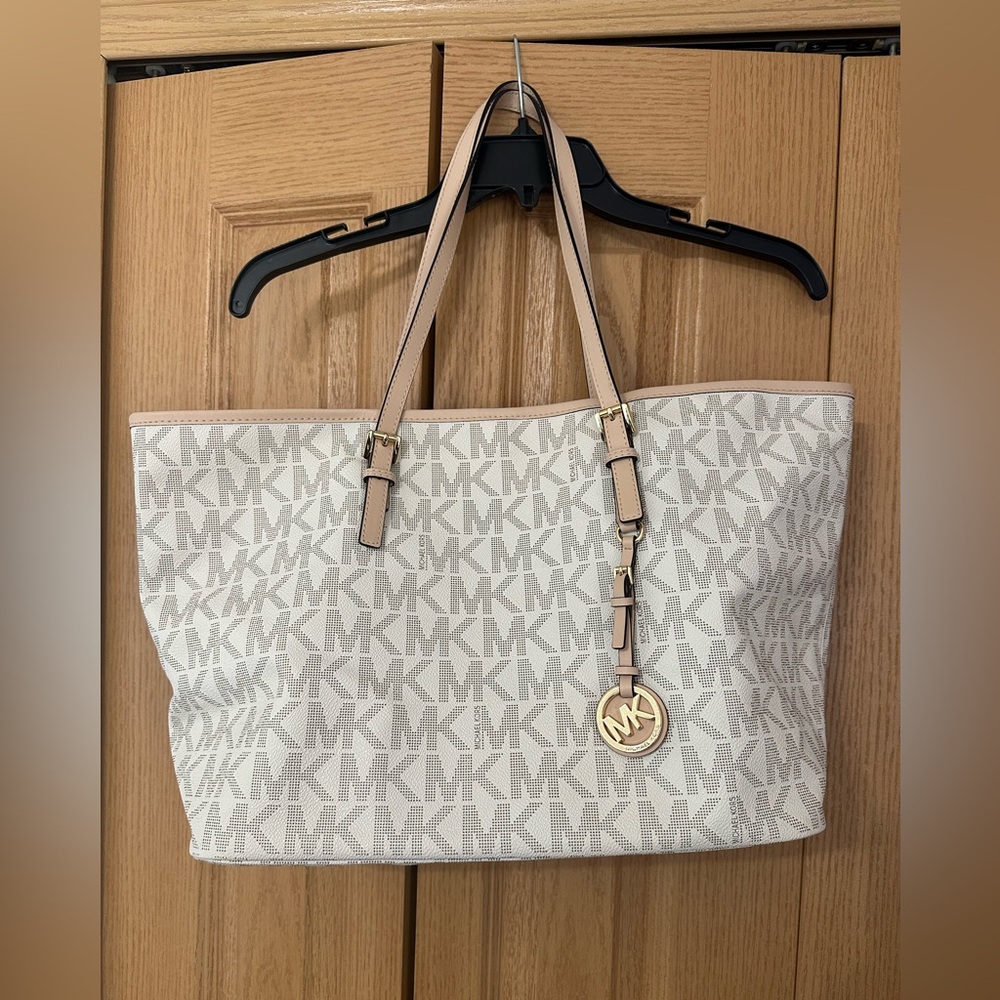 Michael Kors Tote